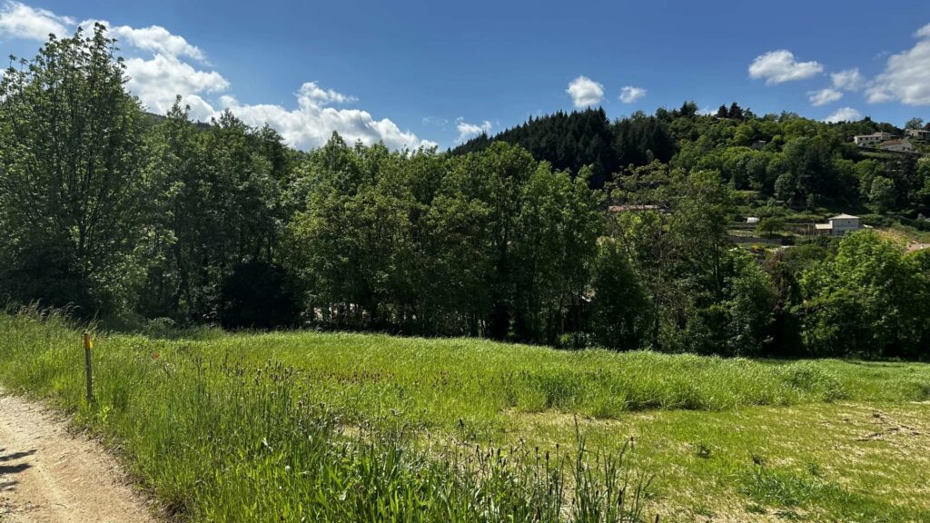 TERRAIN À BÂTIR DÉSAIGNES