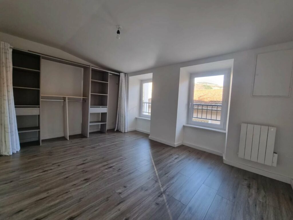 LAMASTRE Centre – 76m2