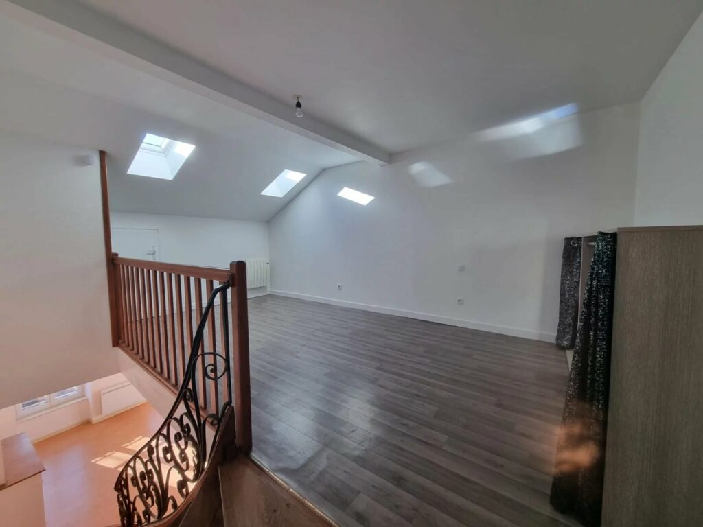 LAMASTRE Centre – 76m2