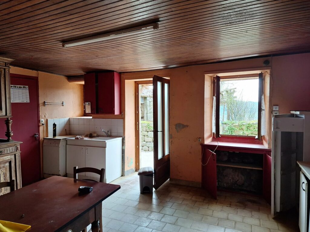 Maison et dépendances à GILHOC SUR ORMEZE