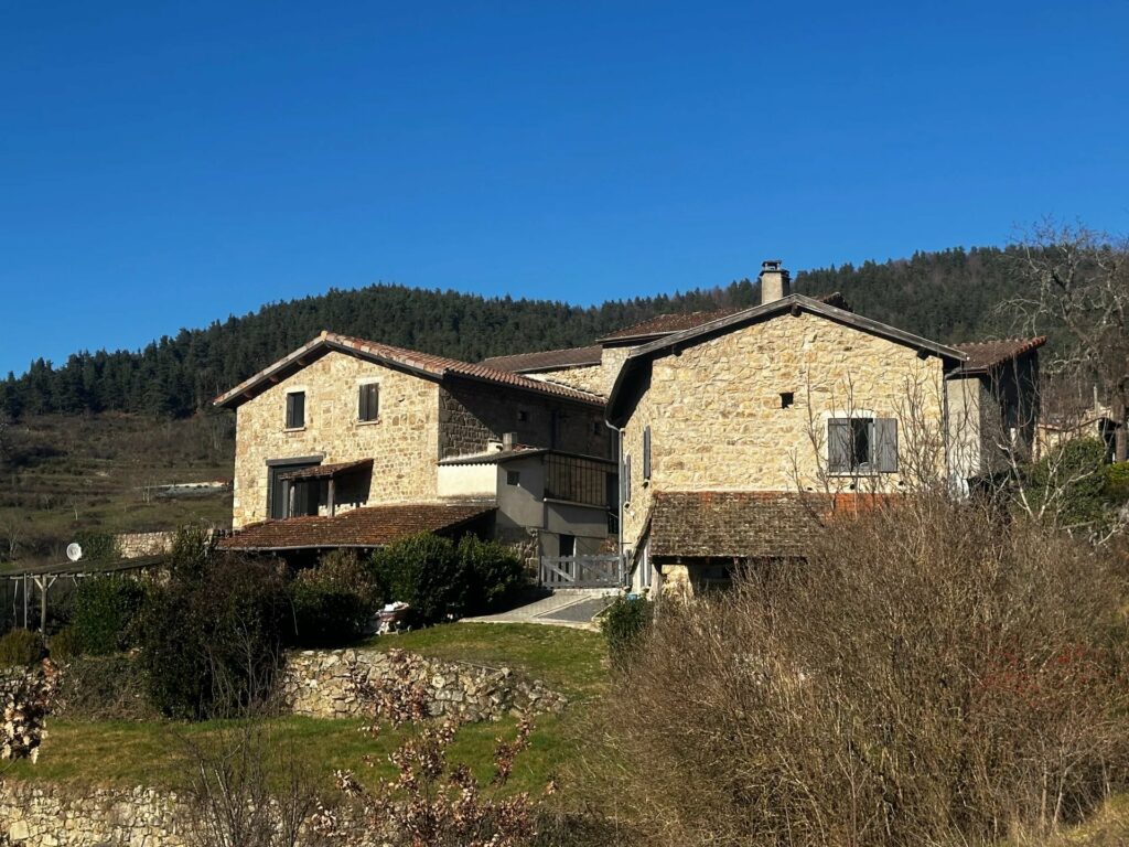Ensemble immobilier avec terrain