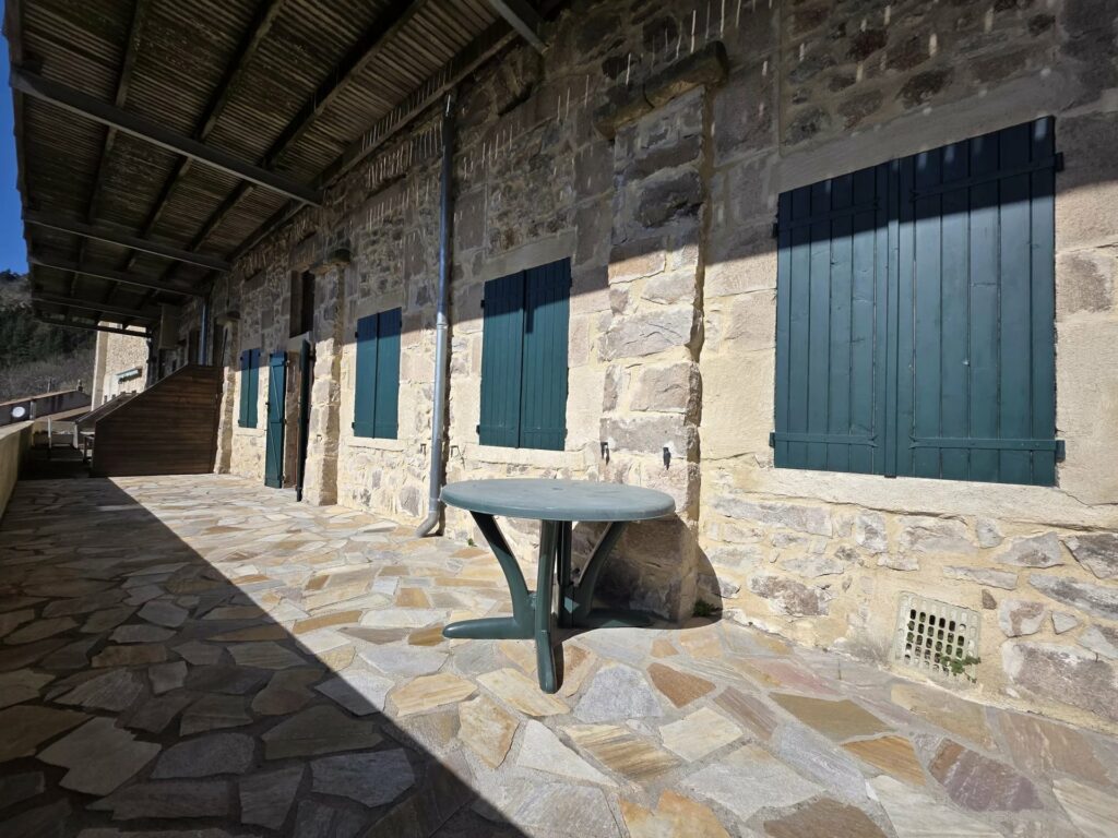 Appartement T3 avec terrasse