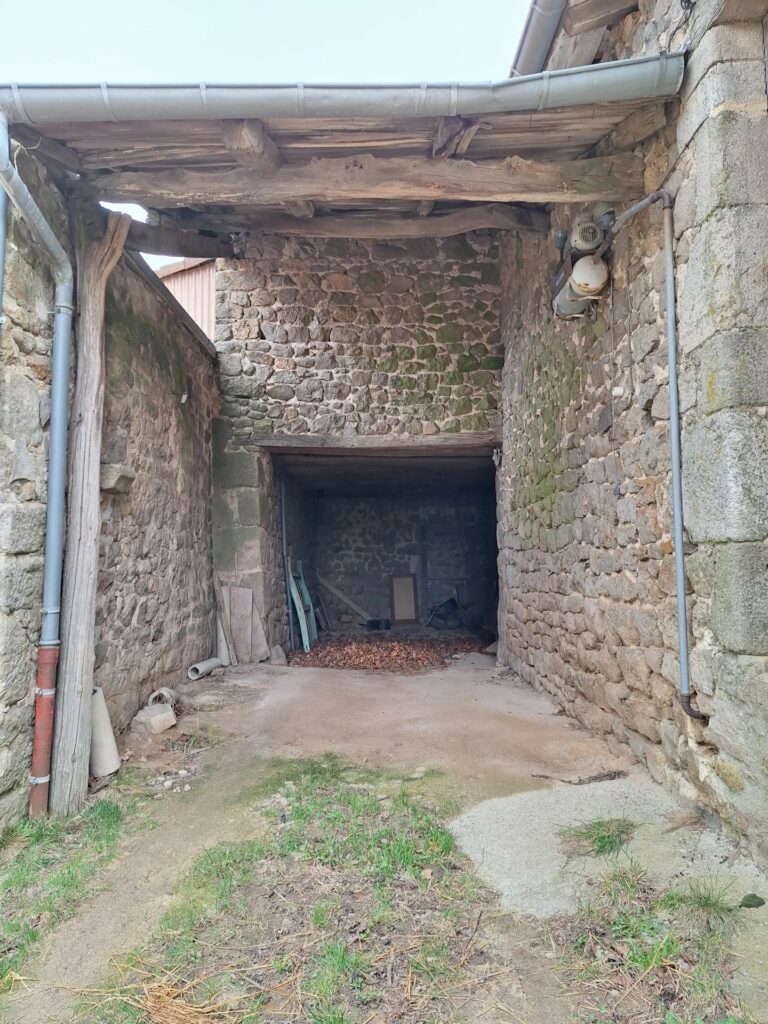 Maison et dépendances à GILHOC SUR ORMEZE