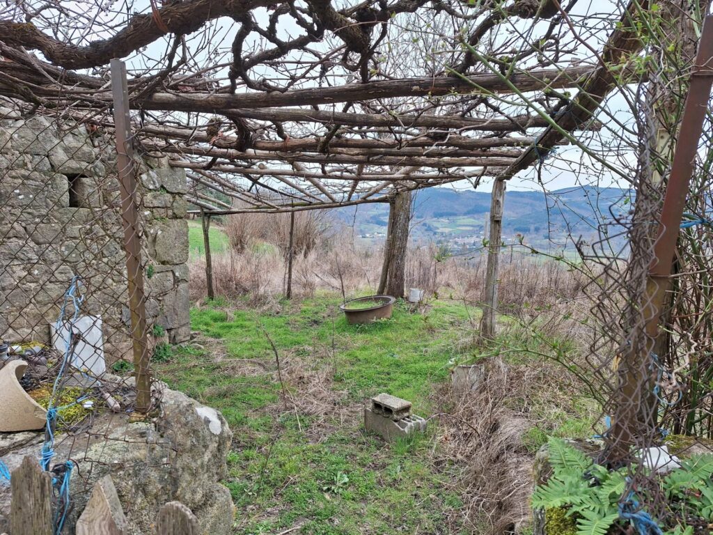 Maison et dépendances à GILHOC SUR ORMEZE