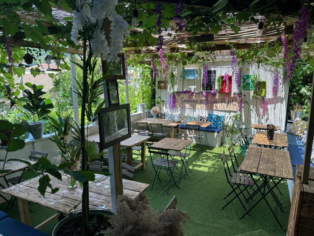 Maison offrant de nombreuses possibilités d&rsquo;aménagement à LAMASTRE