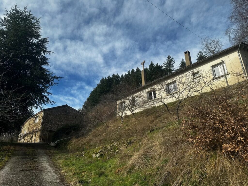 Ensemble de deux maisons avec terrain