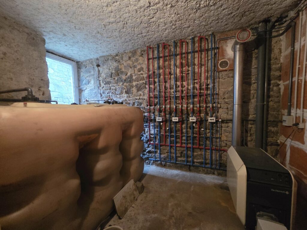 A VENDRE Immeuble de rapport à SAINT AGREVE 07 – 4 APPARTEMENTS  RENTABILITÉ IMMEDIATE  IDÉAL INVESTISSEUR