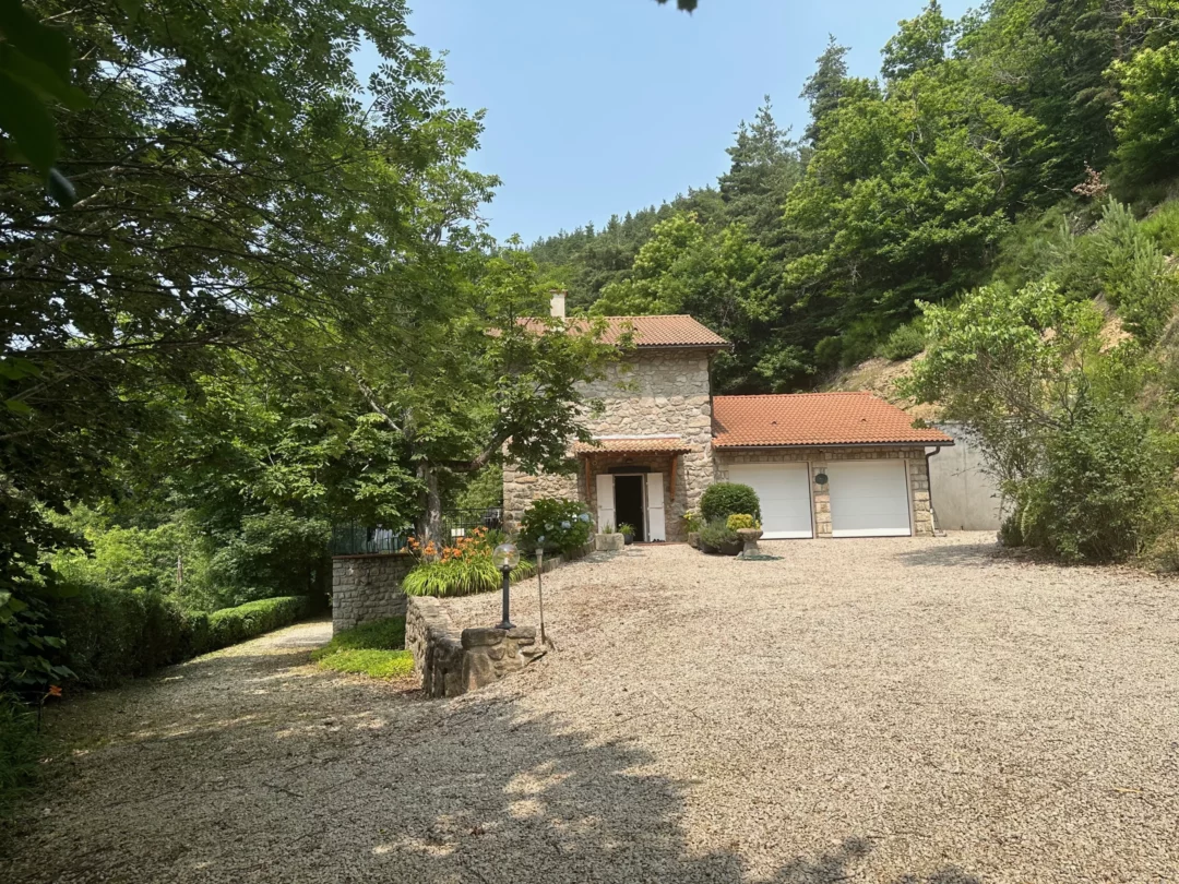 Biens - Agence immobilière Payet Immobilier à Lamastre en Ardèche