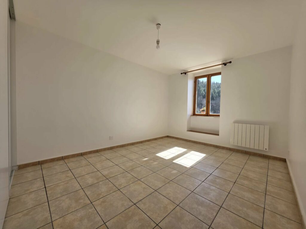 Appartement T3 avec terrasse