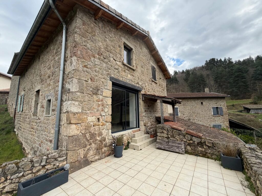 Ensemble immobilier avec terrain