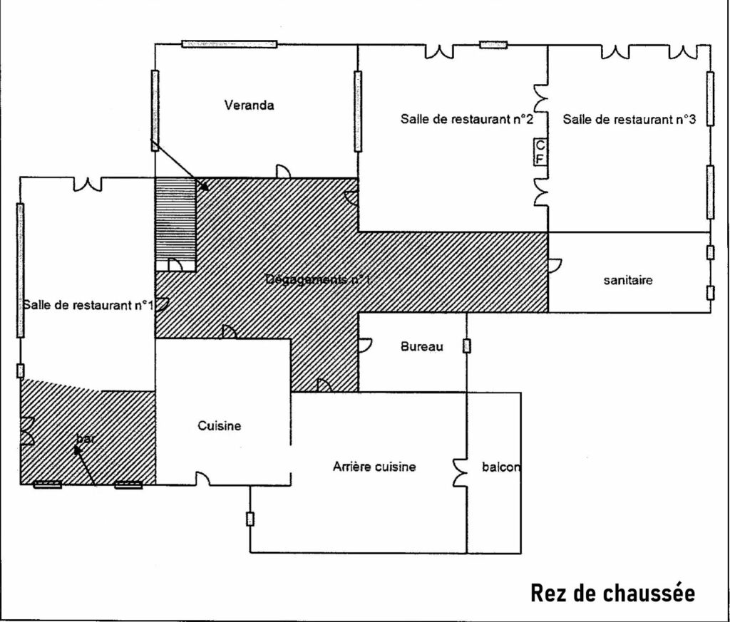 Immeuble Commercial et Résidentiel