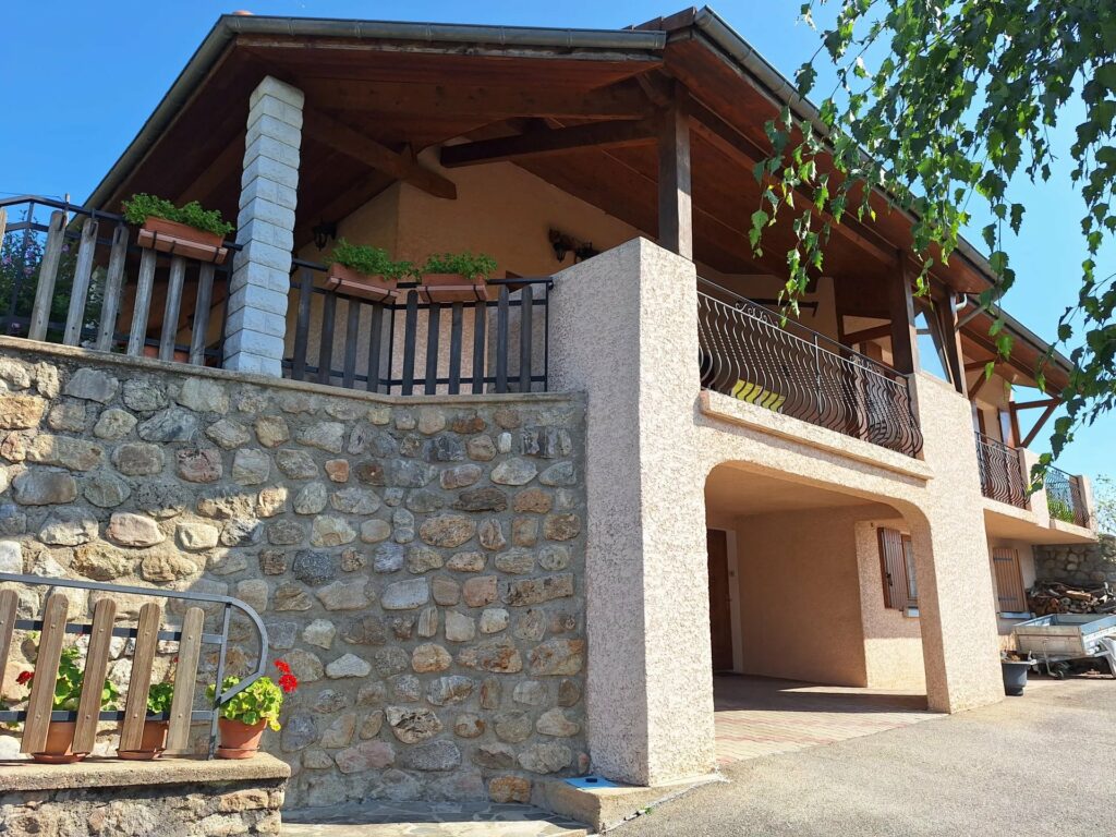 Maison de 129 m² à Lamastre 5 pièces avec vue