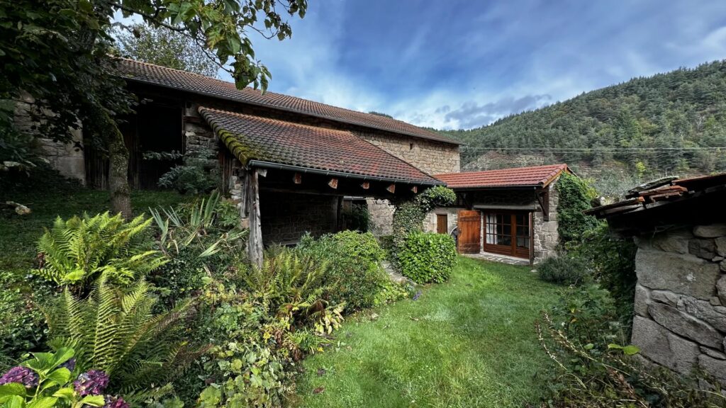 Maison de Maître à DESAIGNES