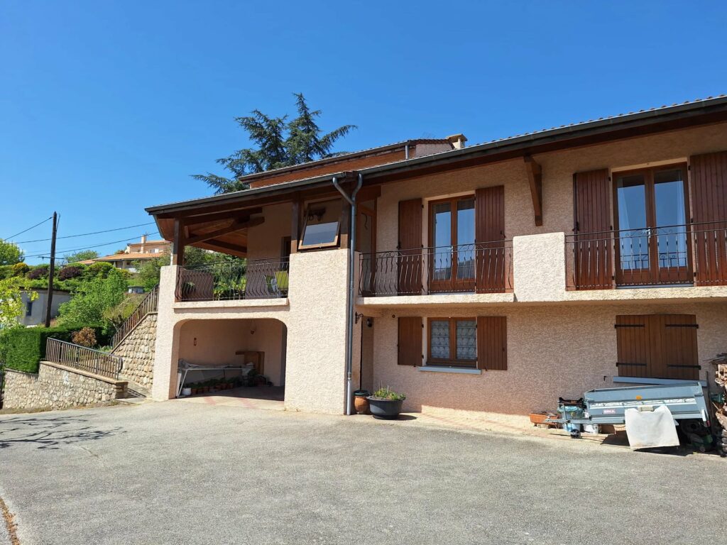Maison de 129 m² à Lamastre 5 pièces avec vue
