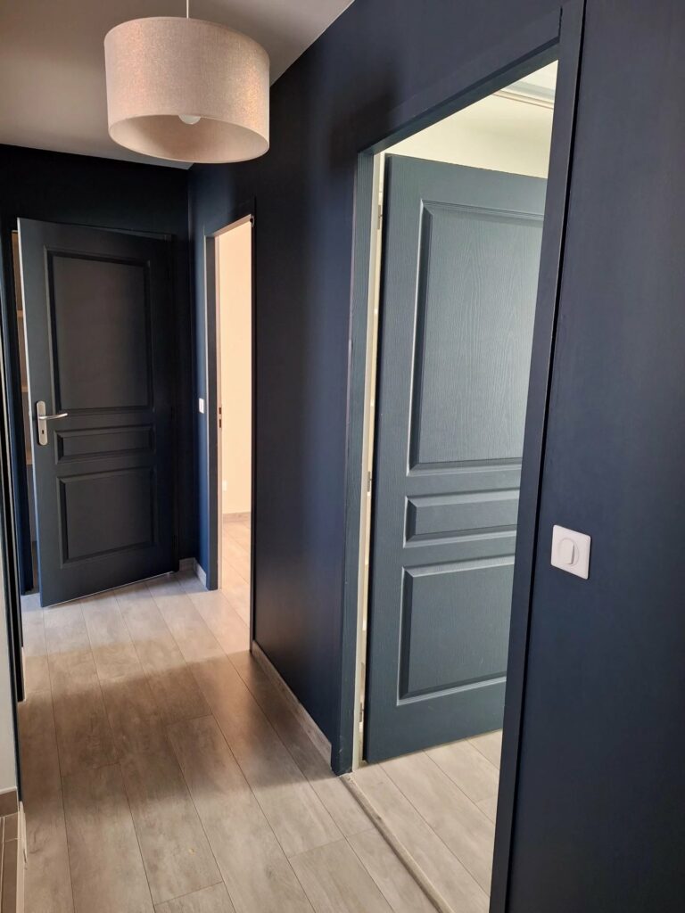 07 – Ardèche Verte – Lamastre – Maison de rue tout confort entièrement rénovée avec terrasse