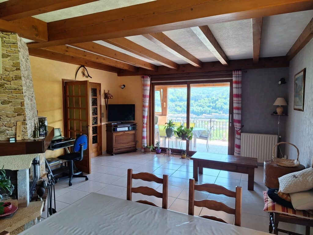 Maison de 129 m² à Lamastre 5 pièces avec vue