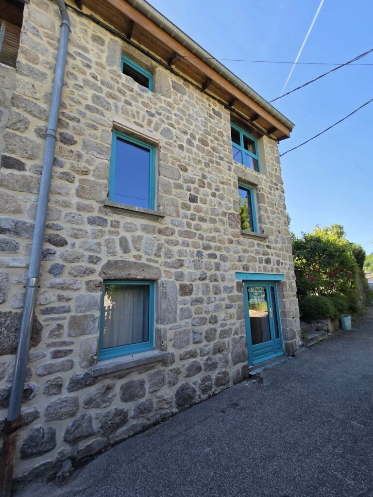 Maison de village rénovée