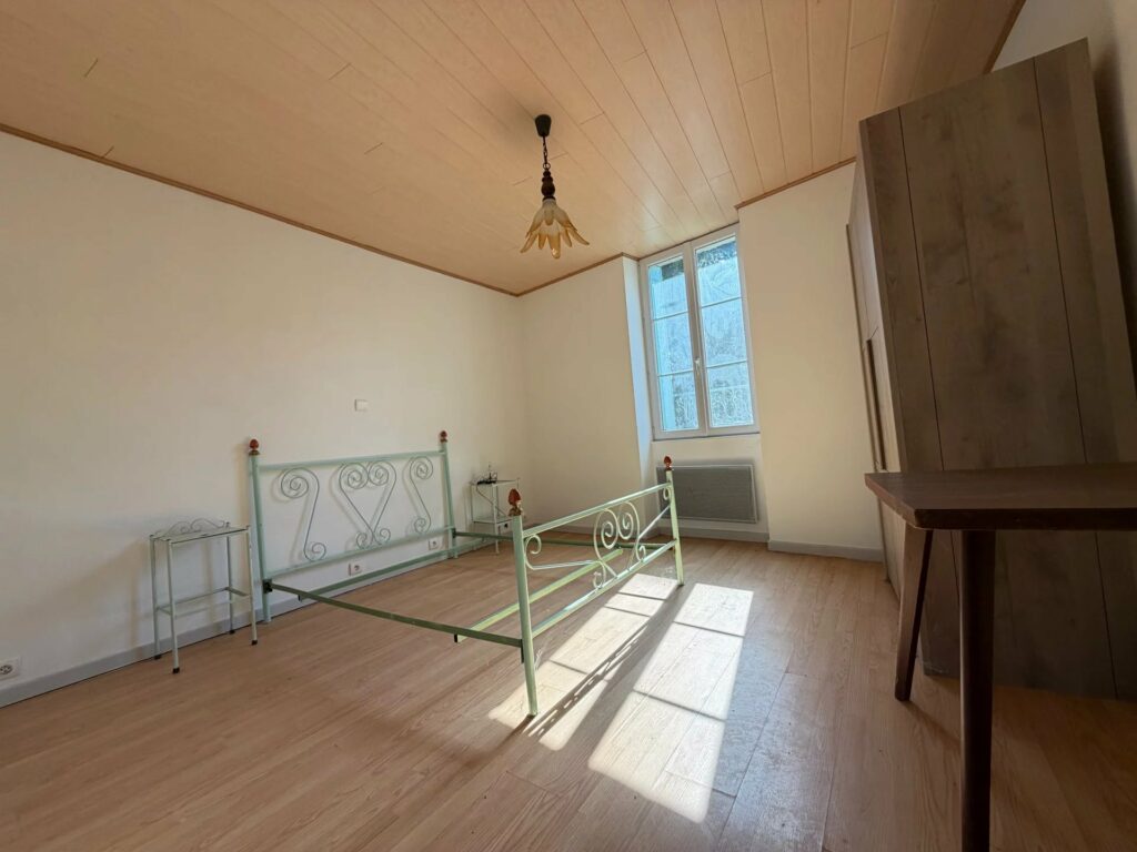 Maison avec 3 appartements