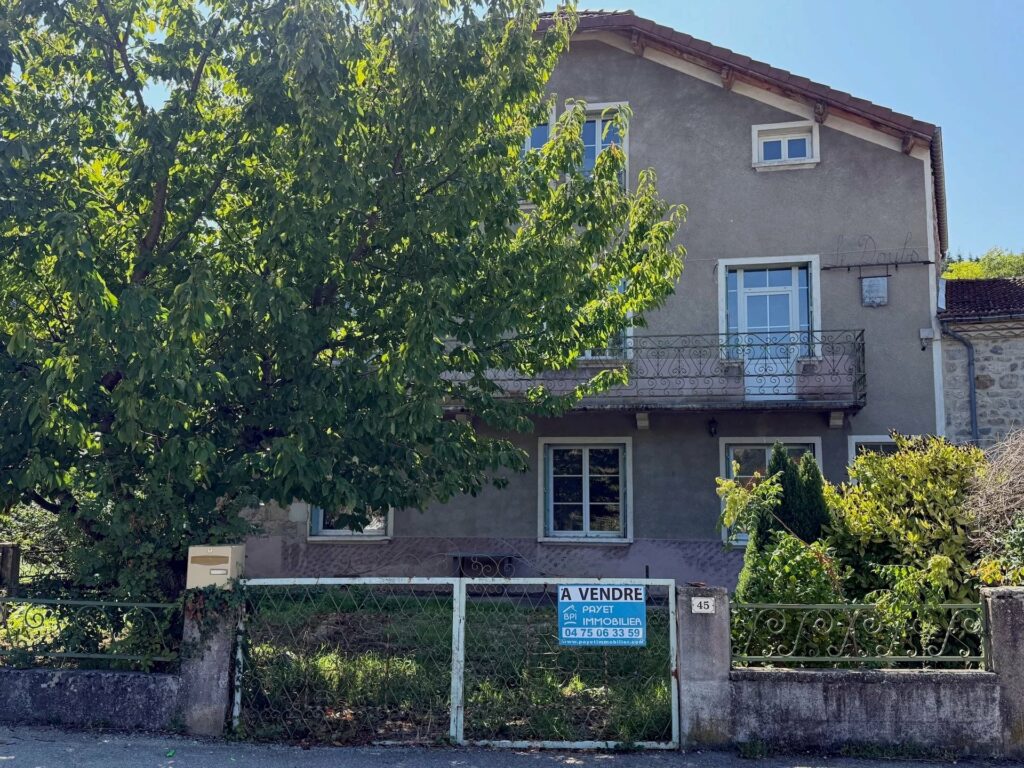 Maison avec 3 appartements