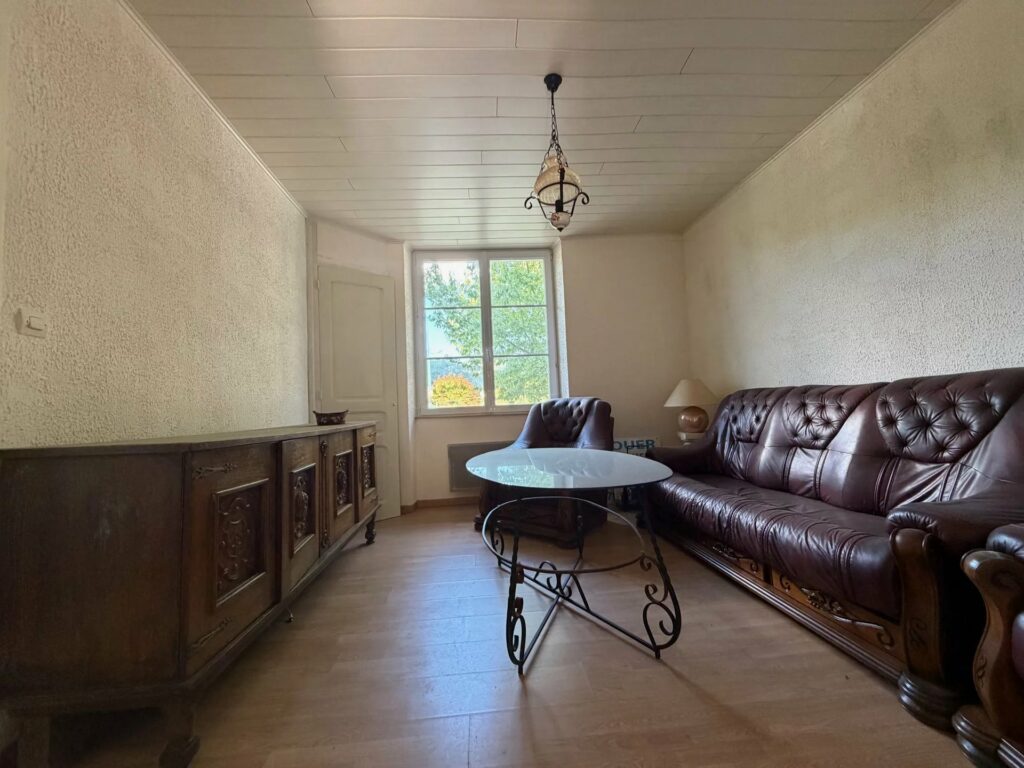 Maison avec 3 appartements