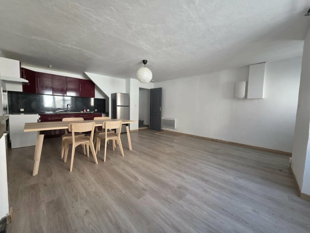 Appartement T3 duplex – meublé